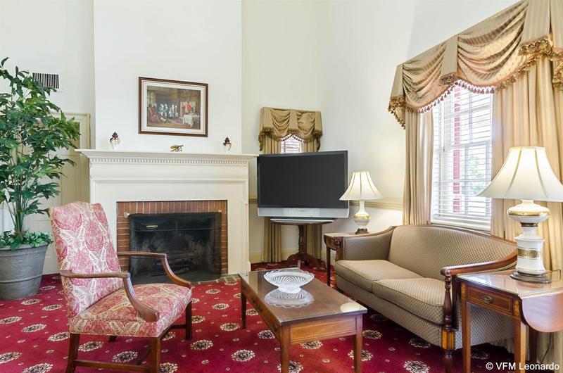 בית מלון כפרי Rodeway Inn Historic