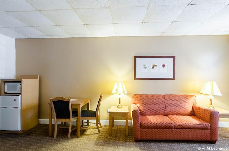 בית מלון כפרי Rodeway Inn Historic