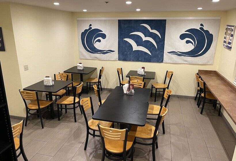 فندق Seabird Lodge Fort Bragg