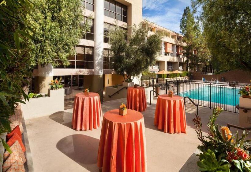 호텔 Sheraton Agoura Hills