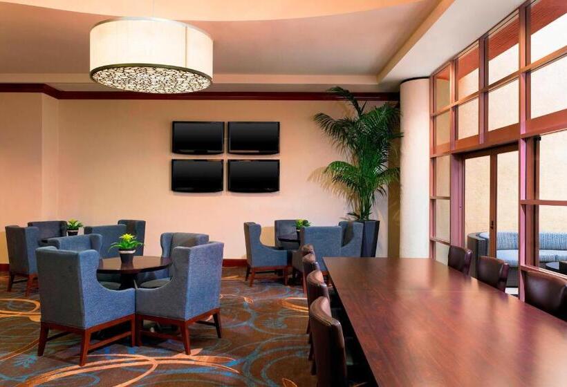 ホテル Sheraton Agoura Hills