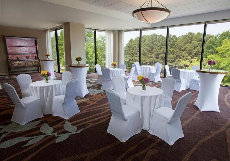 فندق Sheraton Chapel Hill