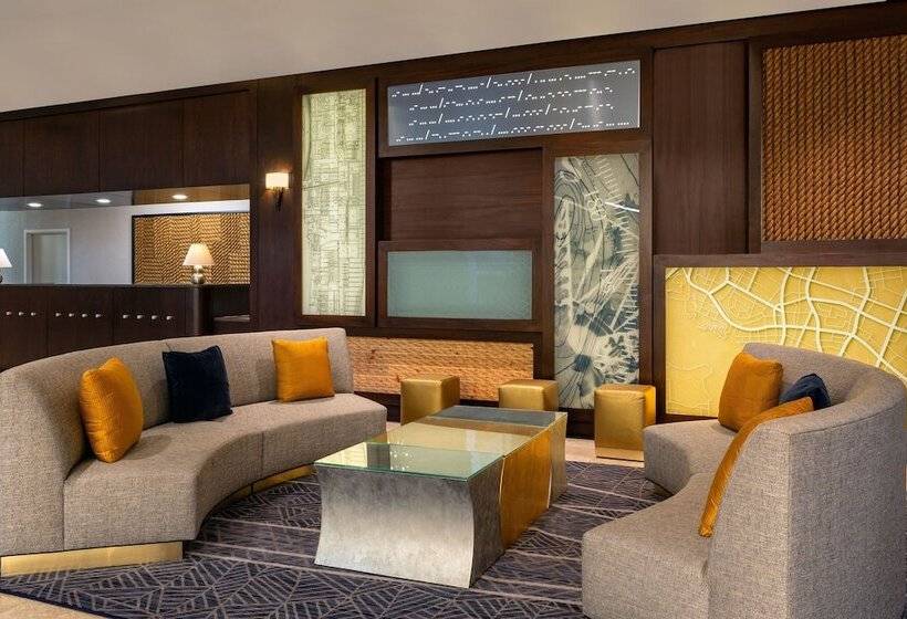 בית מלון כפרי Sheraton Norfolk Waterside