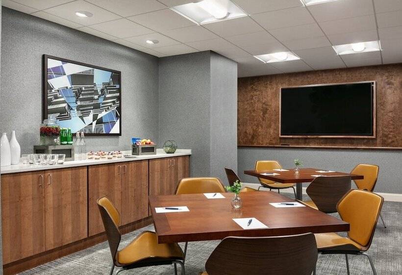 호텔 Sheraton Raleigh