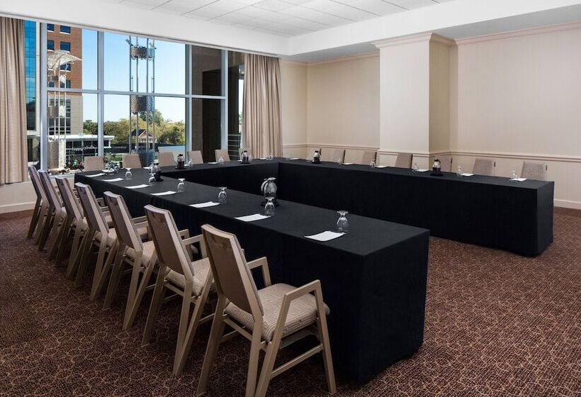 호텔 Sheraton Raleigh