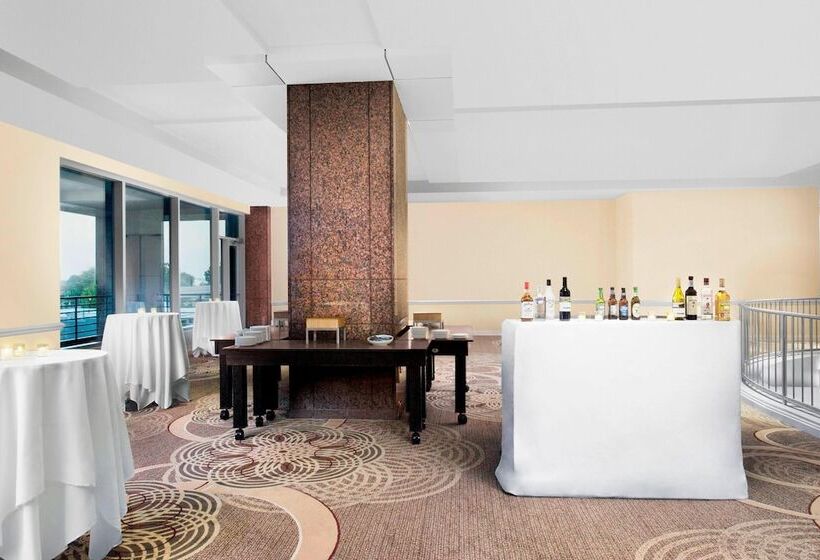 호텔 Sheraton Raleigh