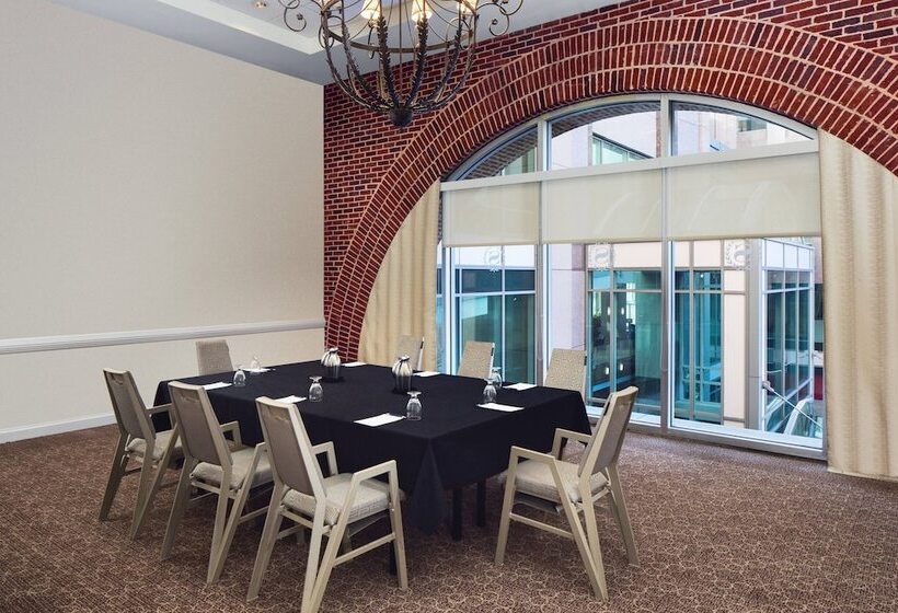 호텔 Sheraton Raleigh