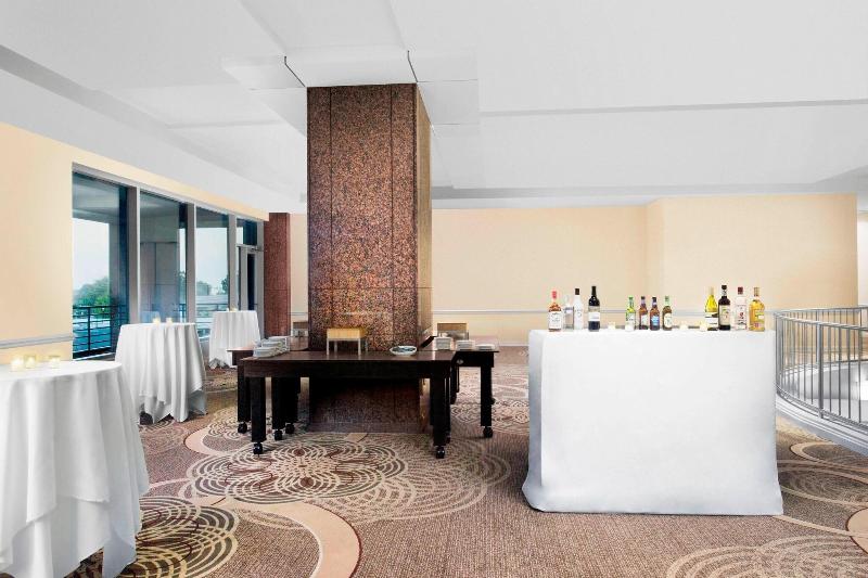 호텔 Sheraton Raleigh