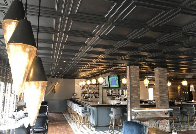 فندق Sideways Inn