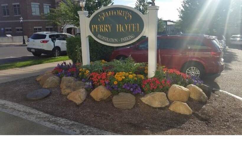 فندق Perry