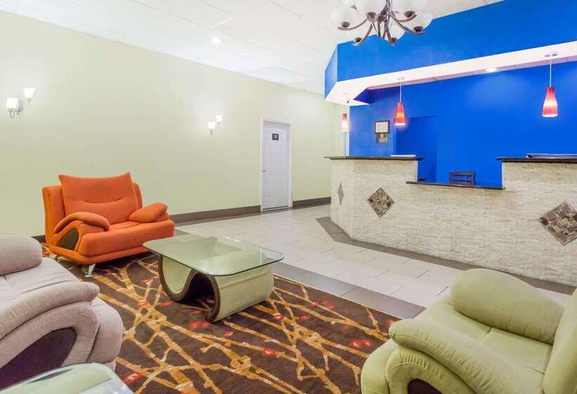 فندق Super 8 By Wyndham Garysburg/roanoke Rapids