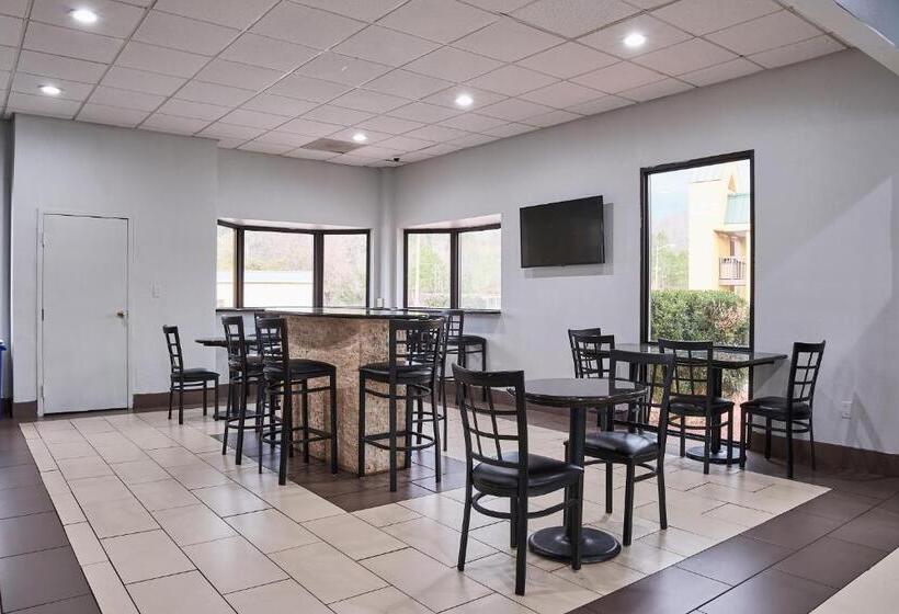 فندق Super 8 By Wyndham Garysburg/roanoke Rapids