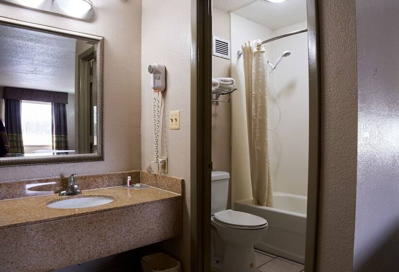 فندق Super 8 By Wyndham Garysburg/roanoke Rapids