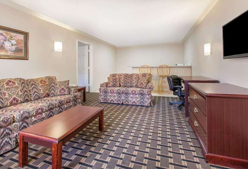 فندق Super 8 By Wyndham Tyler Tx