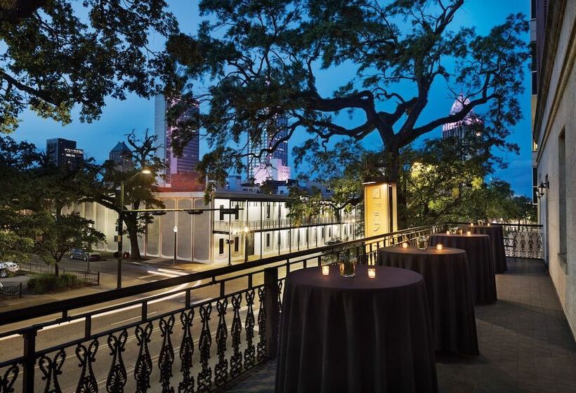 호텔 The Admiral, Downtown Historic District