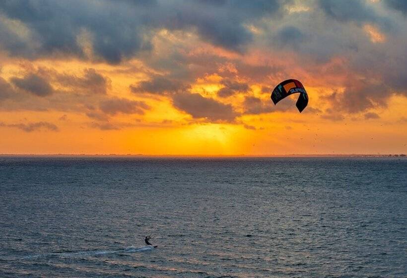 The Godfrey Hotel & Cabanas Tampa