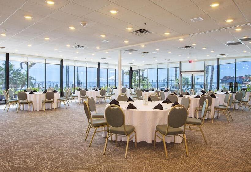 The Godfrey Hotel & Cabanas Tampa