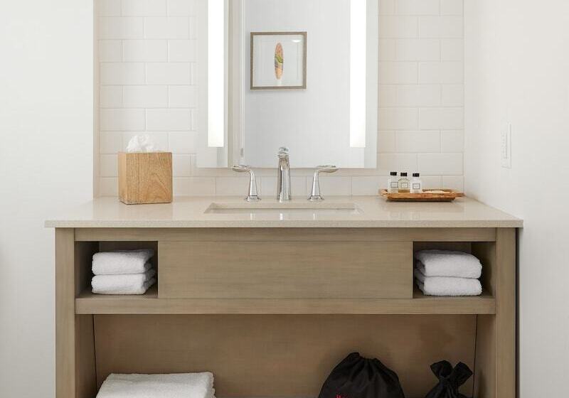 The Godfrey Hotel & Cabanas Tampa