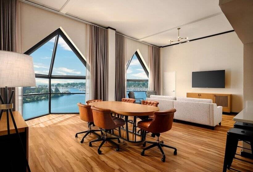 酒店 The Landing At Hampton Marina, Tapestry Collection By Hilton