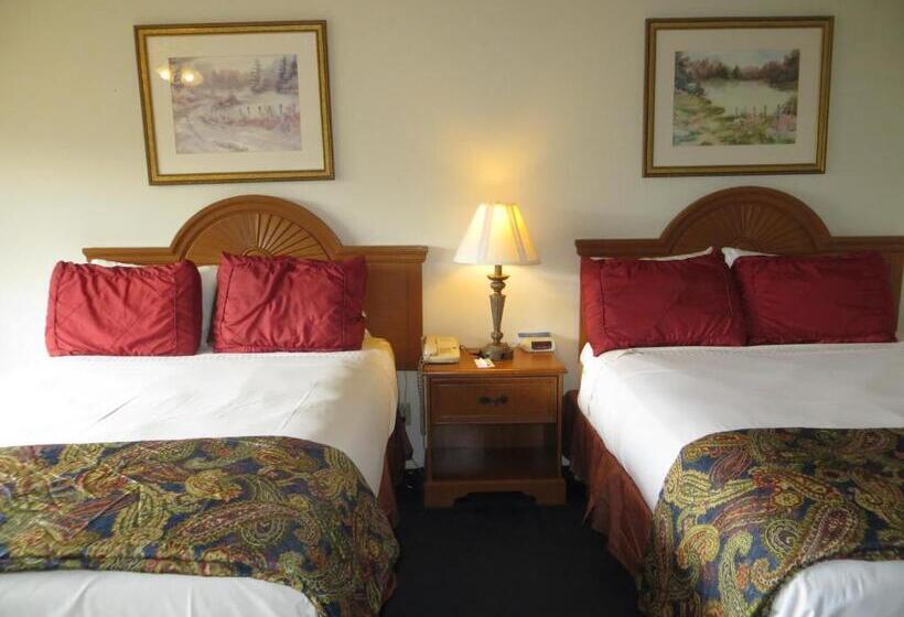 فندق The Monarch Resort