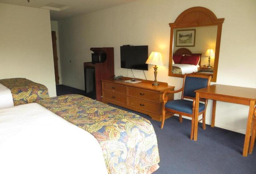 فندق The Monarch Resort