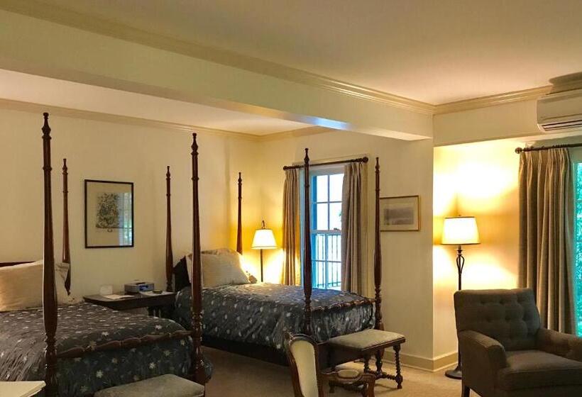 Отель The Old Lyme Inn