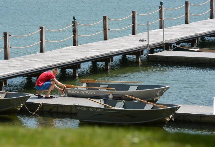 ホテル The Otesaga Resort