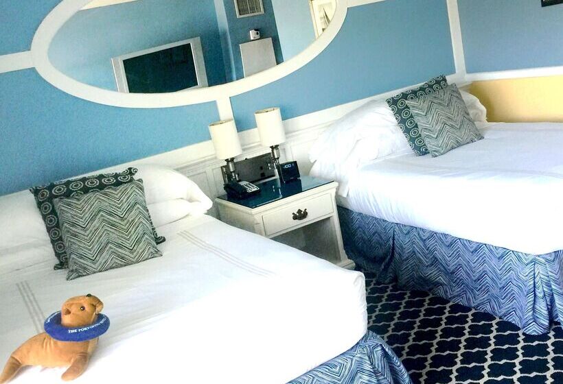 Portofino Hotel & Marina