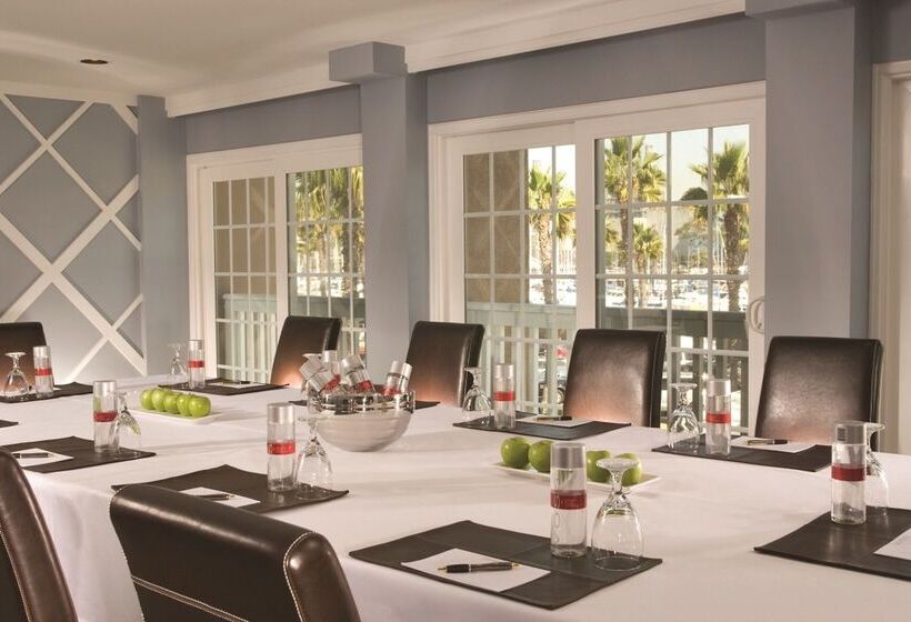 Portofino Hotel & Marina