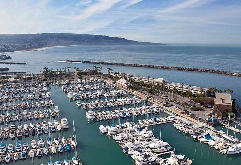 Portofino Hotel & Marina