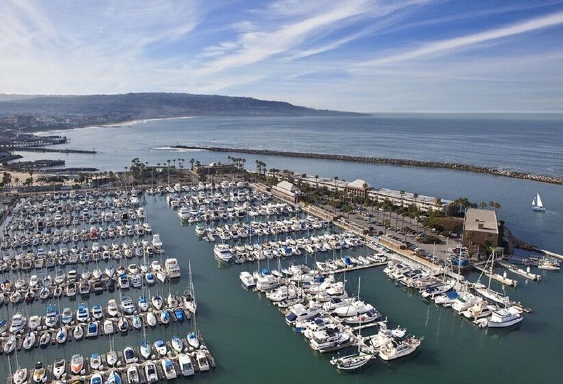 Portofino Hotel & Marina