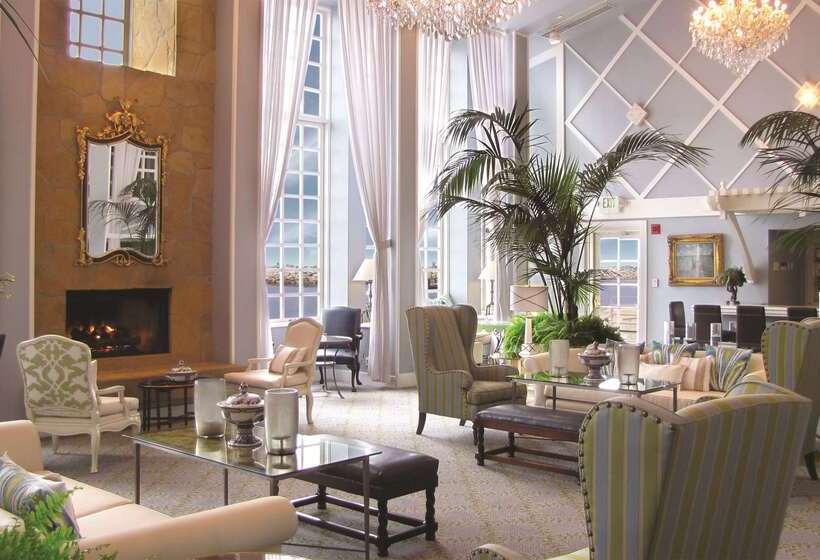 Portofino Hotel & Marina