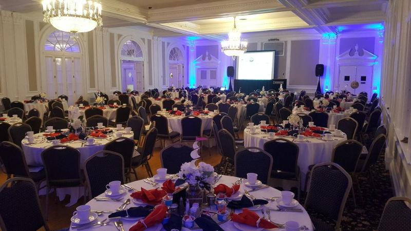 Отель The Queensbury