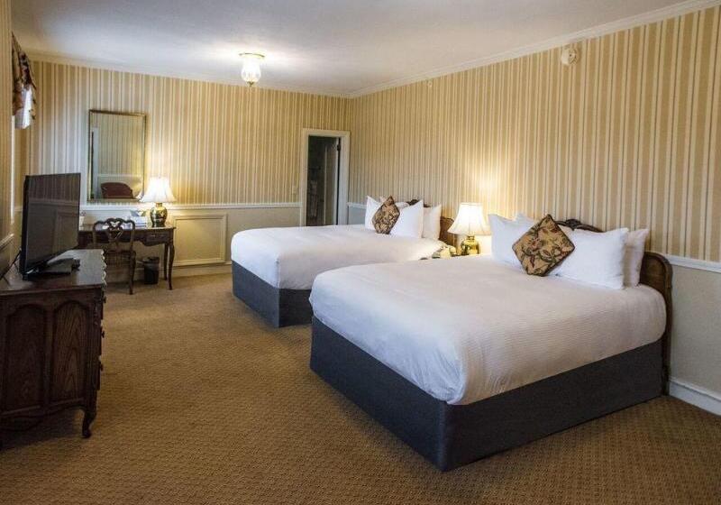 Отель The Queensbury