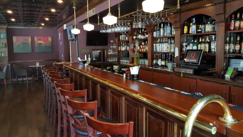 Отель The Queensbury