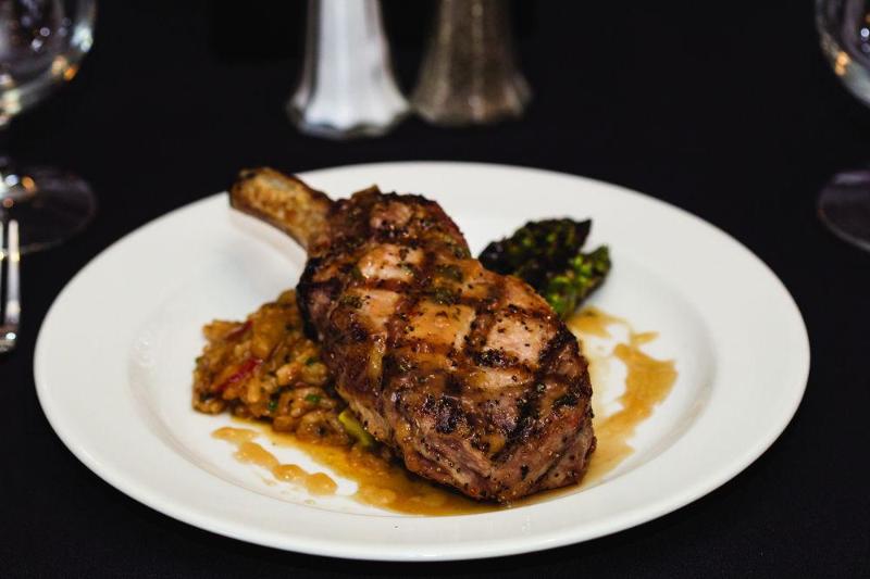 Отель The Queensbury