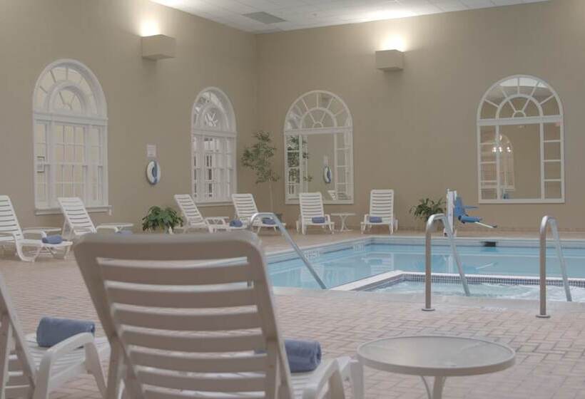 Отель The Queensbury