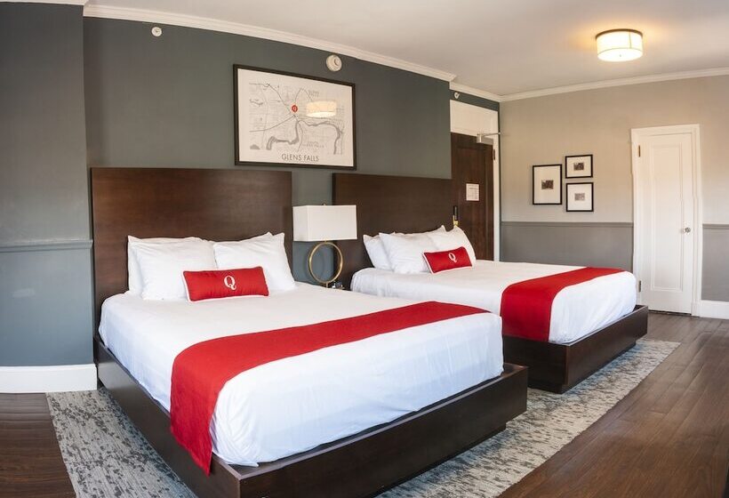 Отель The Queensbury