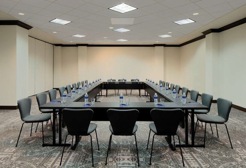 Отель The Royal Sonesta Minneapolis Downtown