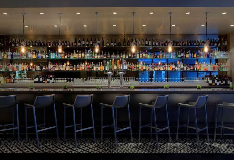 هتل The Royal Sonesta Minneapolis Downtown