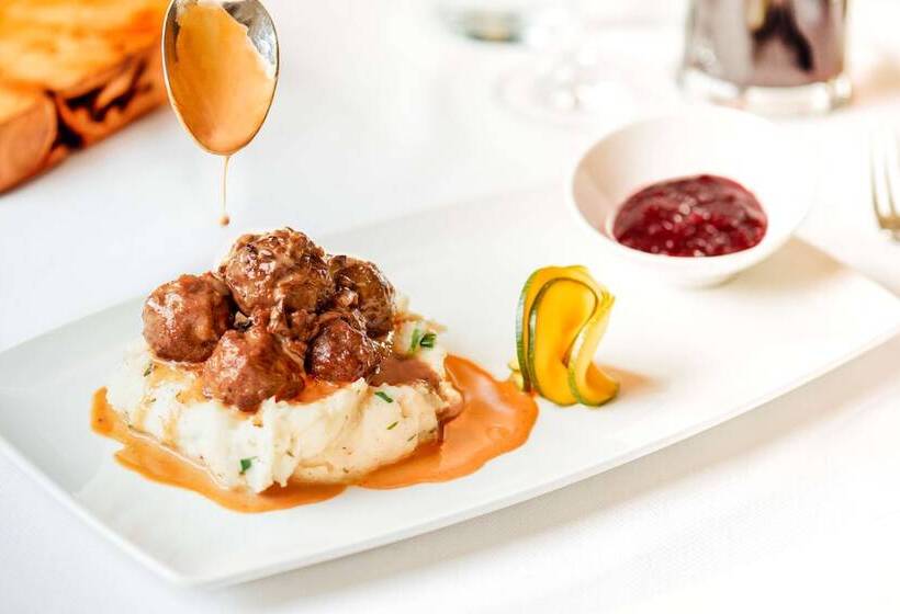 Отель The Royal Sonesta Minneapolis Downtown