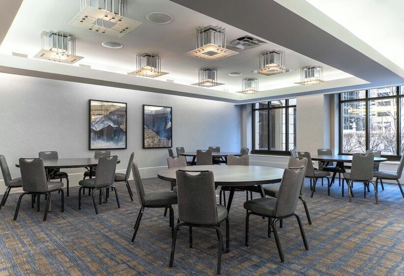 호텔 The Westin Chicago River North