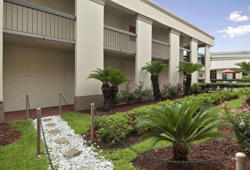 בית מלון כפרי Travelodge By Wyndham New Orleans Harvey