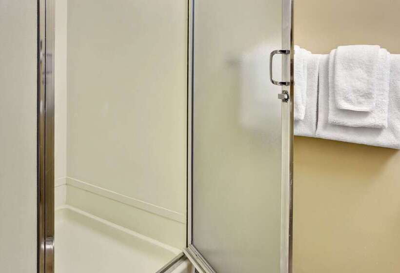 בית מלון כפרי Travelodge By Wyndham Presidio San Francisco