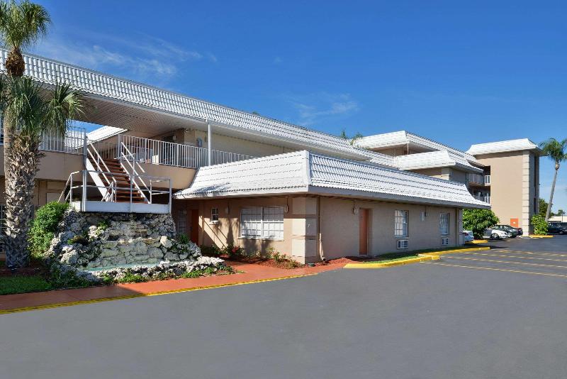 فندق Travelodge By Wyndham Venice