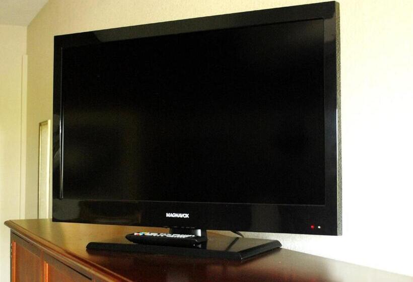 فندق Travelodge By Wyndham Watertown