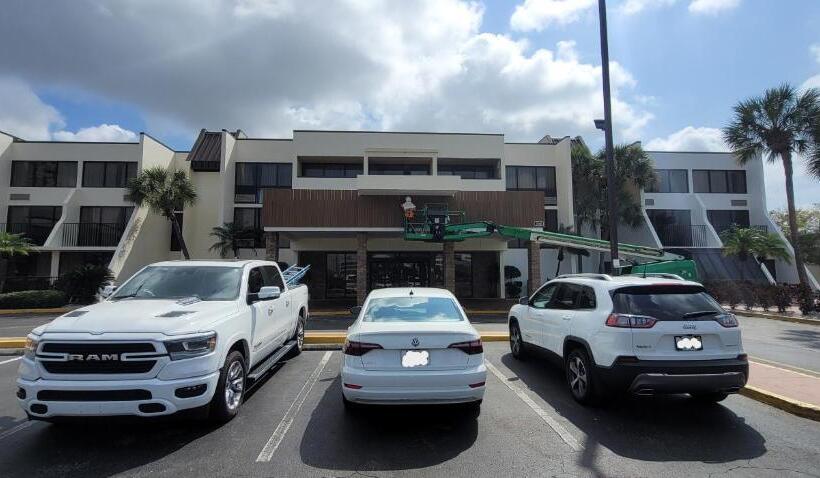 فندق Tropical Palms