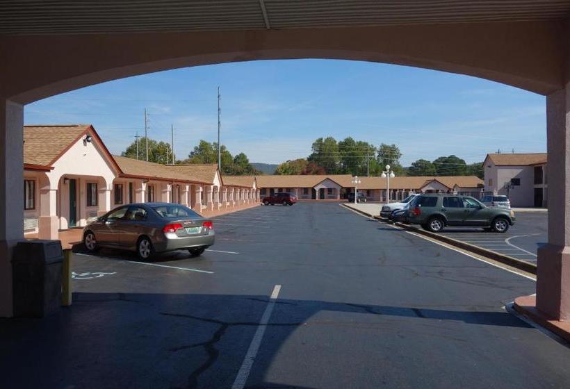 Отель Vip Inn And Suites