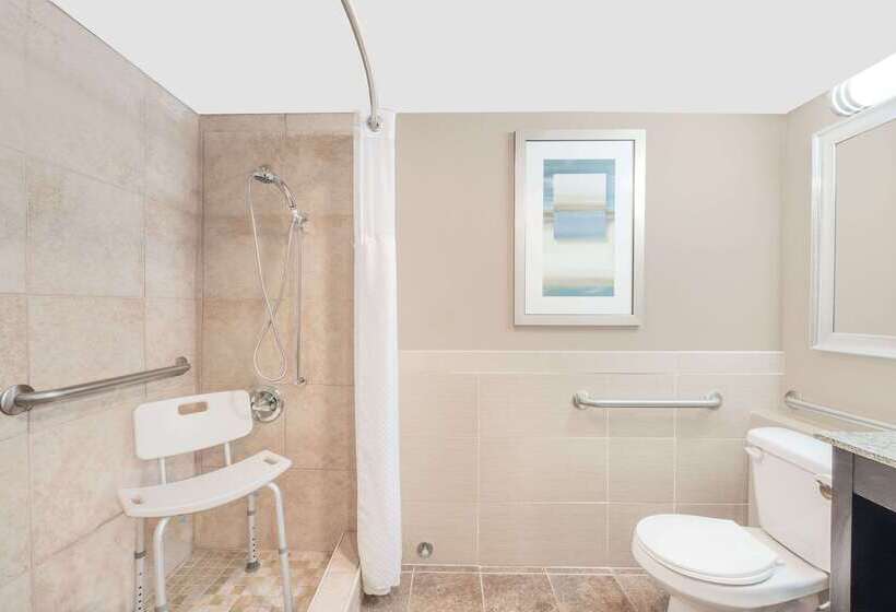 فندق Wyndham Garden Midland