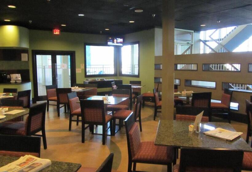 فندق Wyndham Garden Midland